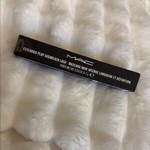 MAC Cosmetics Extended Play Gigablack Lash Mascara